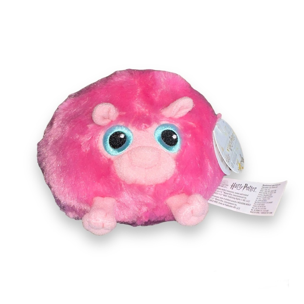 Wizarding World Of Harry Potter 6" Pink Pygmy Puff Plush Stuffed Animal NEW